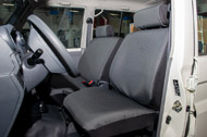 SECFI - Sitzbezüge LC76 LHD 10-Sitzer (nicht eingebaut)